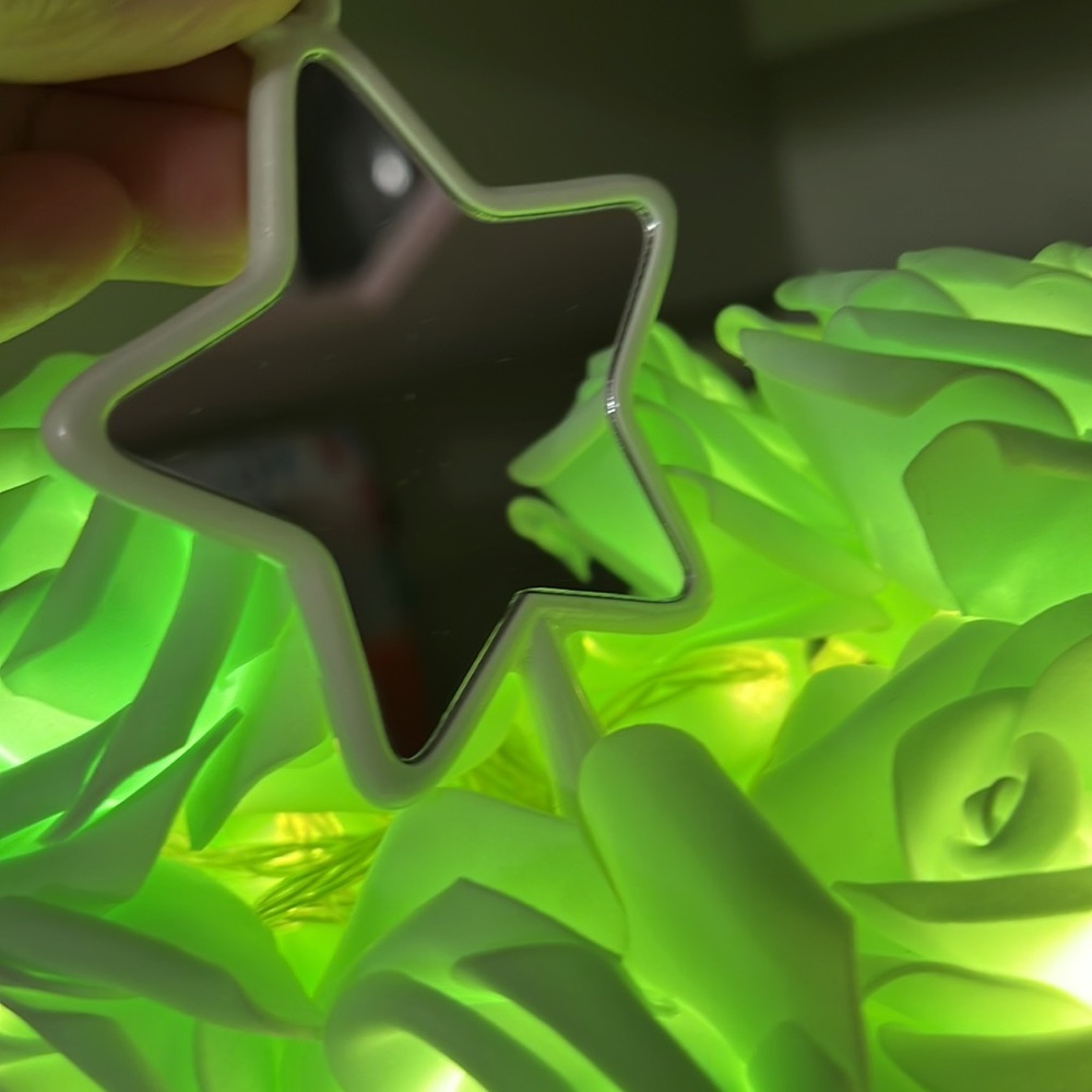 Light Up Rose Arrangement-JEFFREEStar Alien Inspired-real tissue paper-ornament - Picture 4 of 7